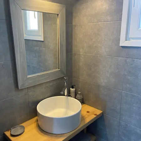 Agyra House 수퍼 파라다이스 비치