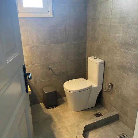 Agyra House Пляж Супер-Парадайз